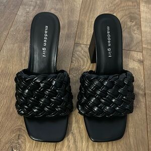 NWT Madden Girl black Gretchen block heels 6.5